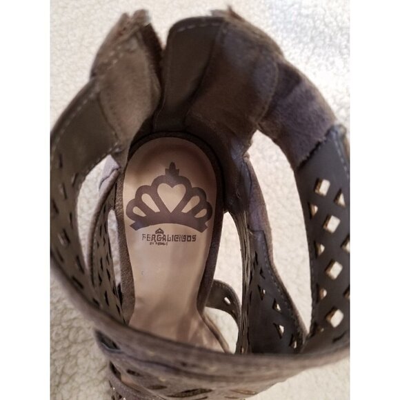 Fergalicious by Fergie Women's Vellum Block Heeled Sandal in Doe Size 5 M - Picture 4 of 8